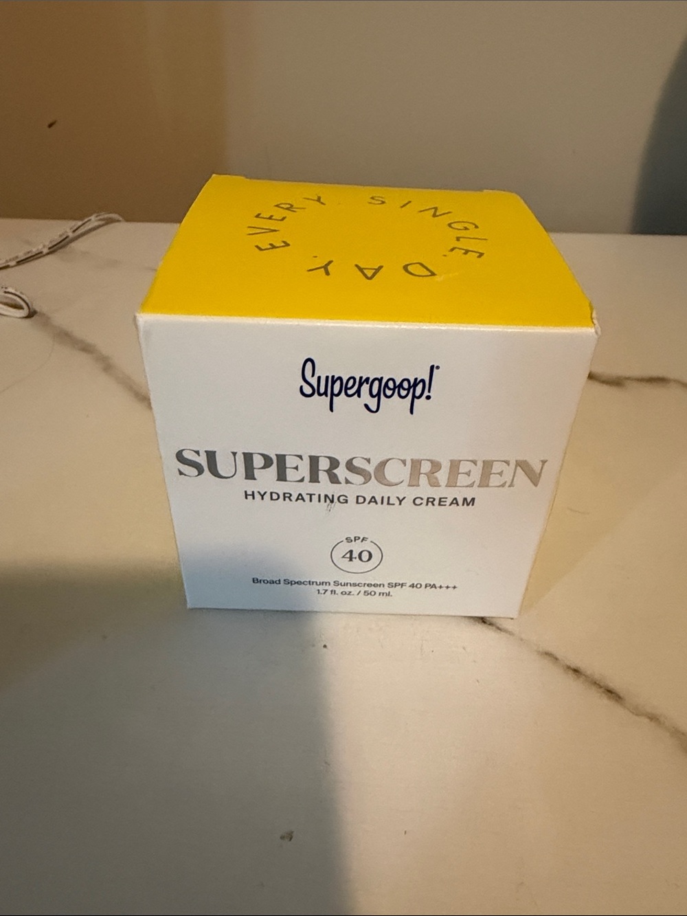 Supergoop! Superscreen Hydrating Daily Cream - Yellow & White